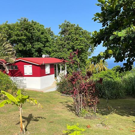 Grand Bungalow Avec Piscine Et Vue Mer Bouillante Exterior foto